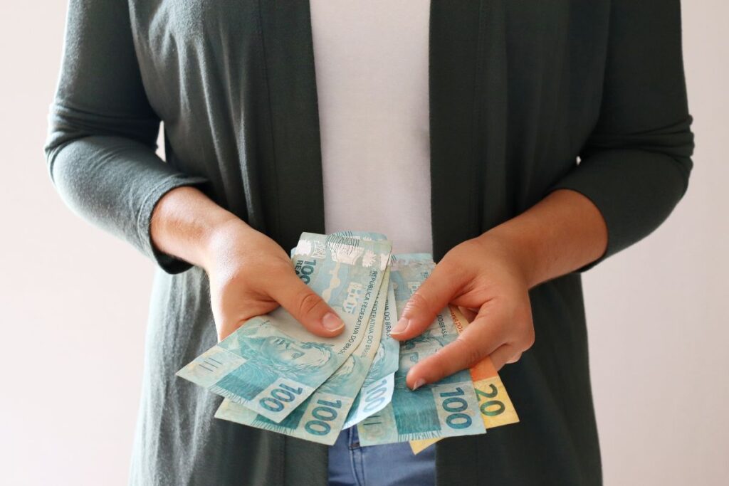 Como Investir na Economia Brasileira: O Passo Para Multiplicar Seu Dinheiro