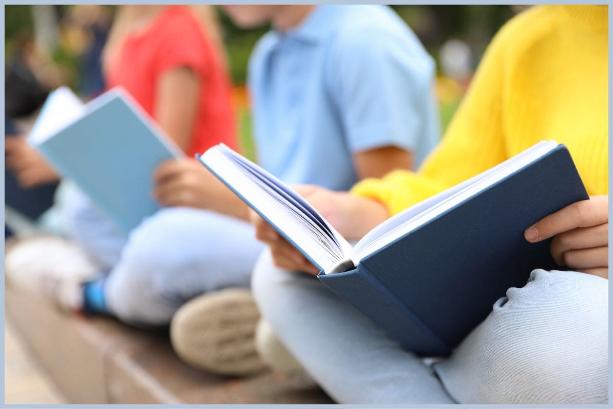 Desenvolver hábito de leitura em crianças e adolescentes, pode ser uma tarefa desafiadora para muitos pais e educadores, especialmente nos dias de hoje, com tantas distrações tecnológicas.